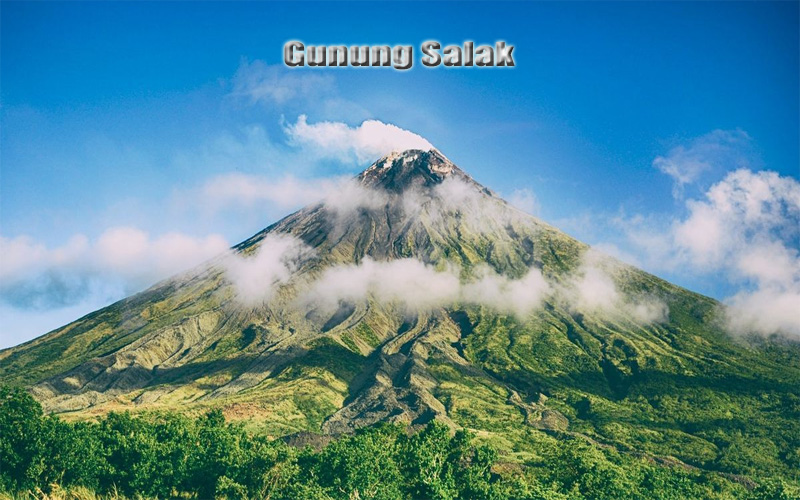 Gunung Salak Pesona dan Misteri Gunung di Jawa Barat