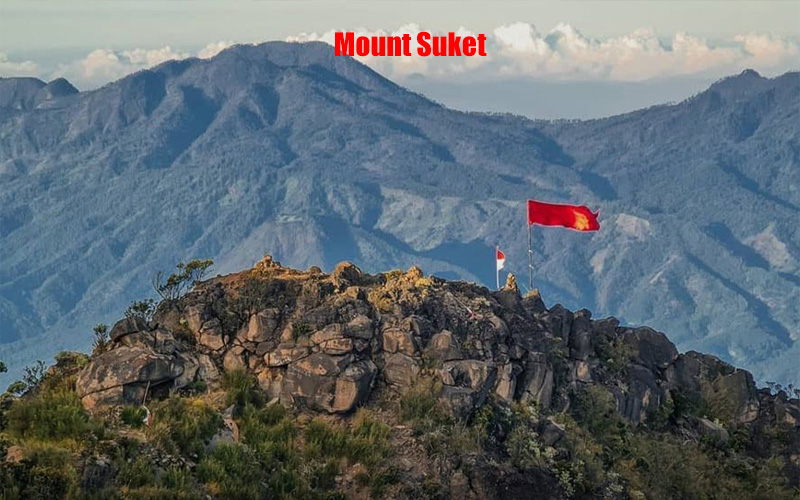 Gunung Suket Keindahan Alam dan Daya Tarik Wisata