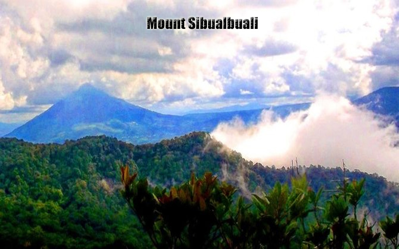 Gunung Sibualbuali Keindahan Alam & Sejarah Sumatera Utara