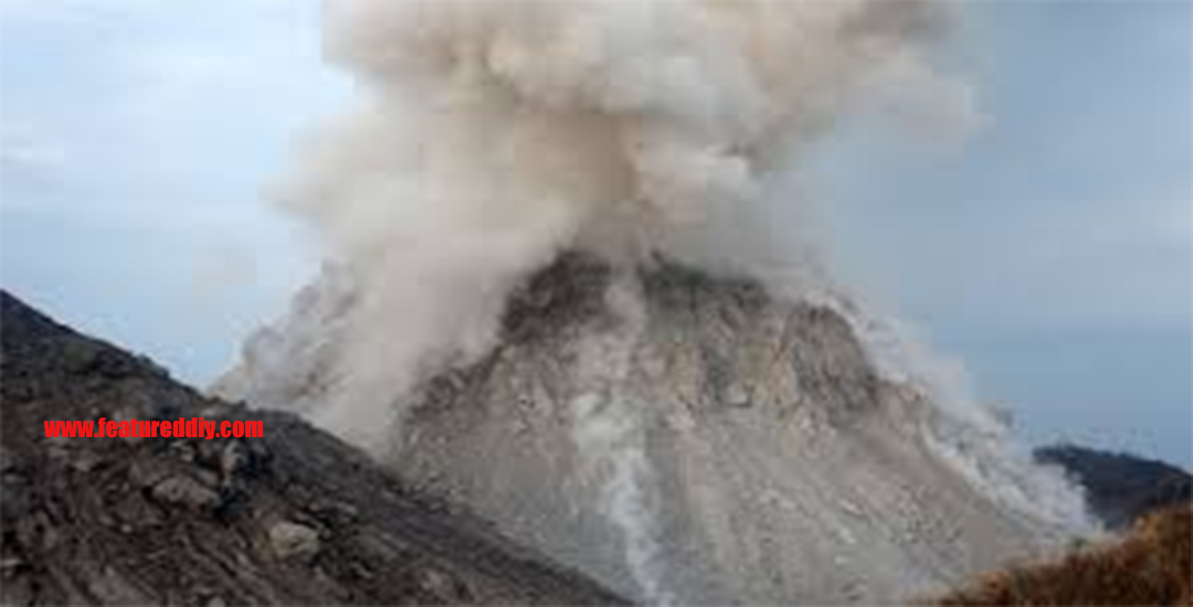 Gunung Api yang Indah